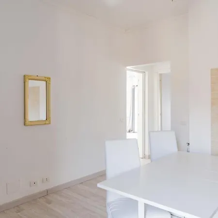 Abruzzi House アパート ラディスポリ