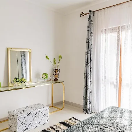 Abruzzi House * ラディスポリ